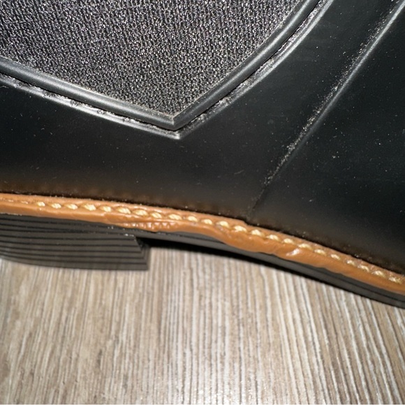 Bernardo Briton Women’s Rain Chelsea Boot Black Size 9 Bow Tie Preppy Casual - Picture 6 of 16